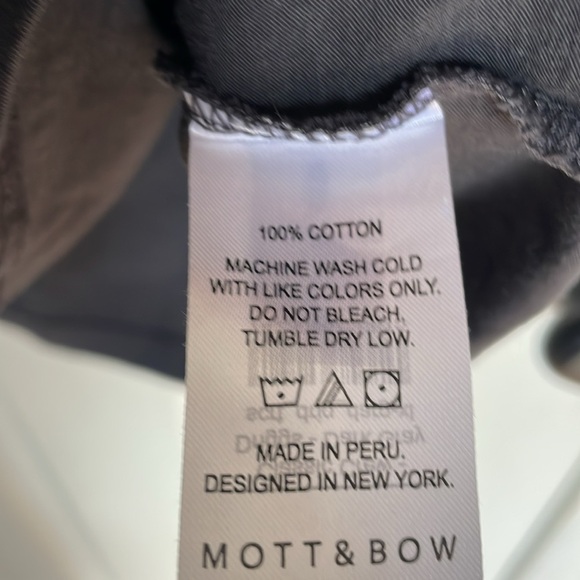 Mott and bow tee xl - Picture 4 of 5